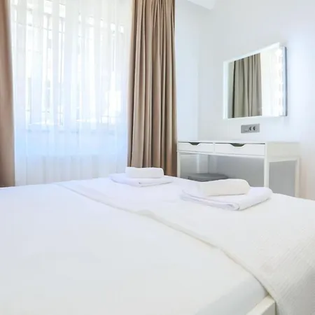 Center 5 Mins To Marmaray Uskudar Shore Apartamento *